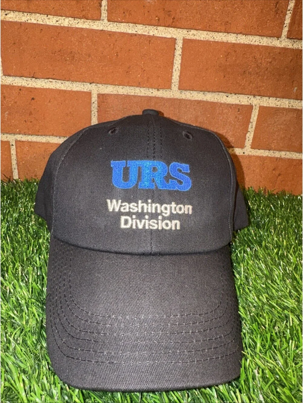 VTG Y2K URS Washington Division StrapBack Hat By Legend